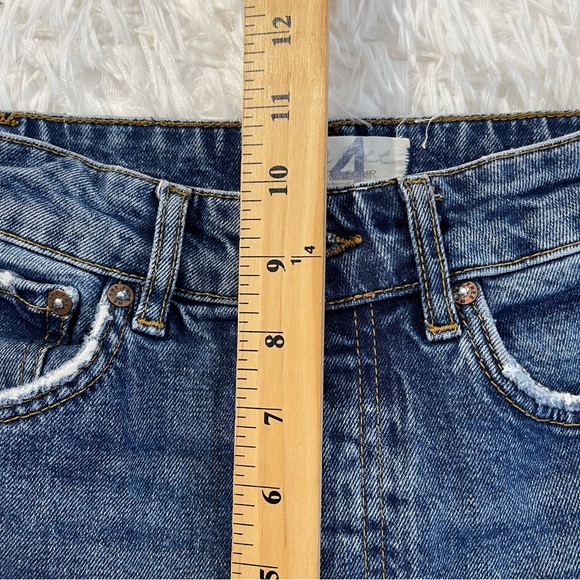 We The Free Jeans Womens Size 24 Split Raw Hem Button Fly Pockets Medium Wash - Picture 7 of 10